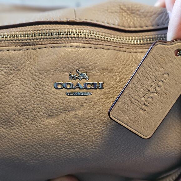 Coach Kelsey Satchel | Tan Pebbled Leather | Missing Strap - Picture 4 of 7